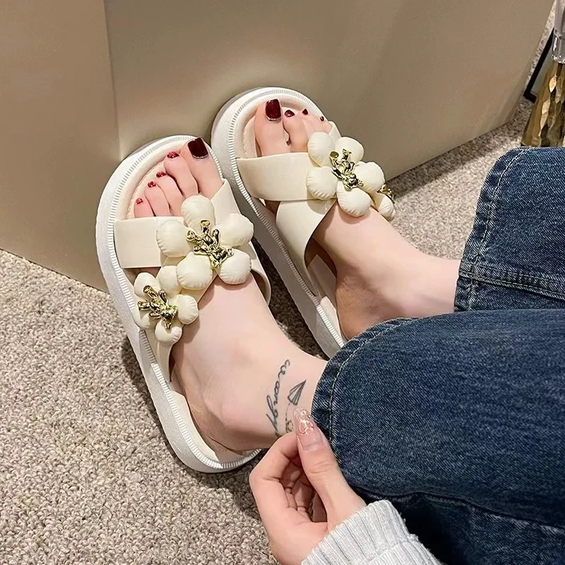 New Flowers Women's Slippers Summer Fashion Woman Slippers Indoor Outdoor Flip Flops Beach Shoe Home Non-slip PVC Slippers