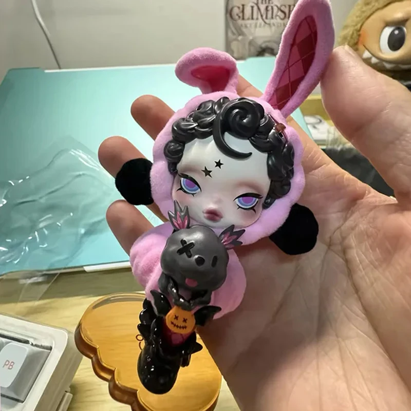 В наличии новые оригинальные фигурки кролика или собаки Skullpanda серия Хэллоуина