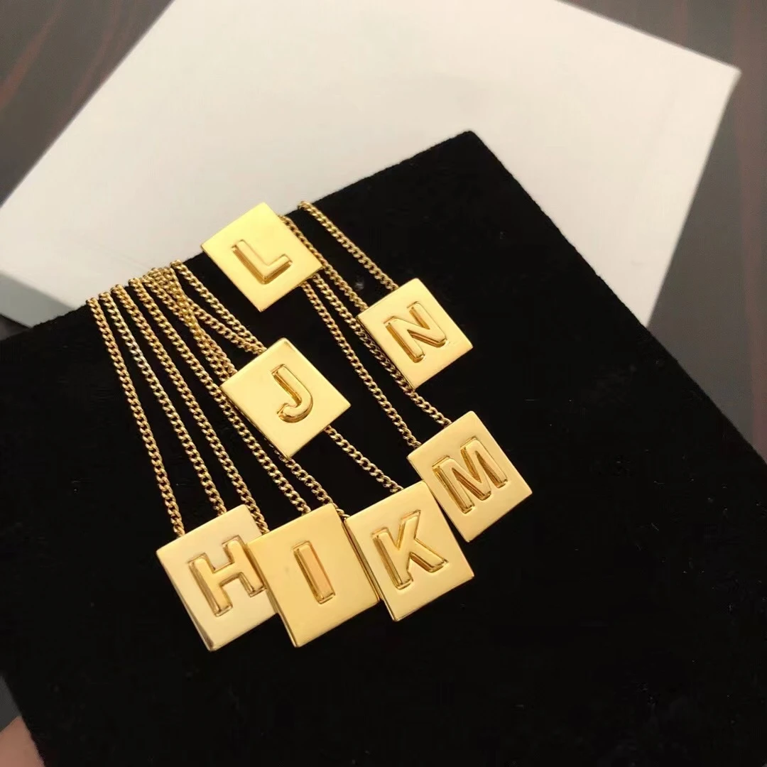 

Classic gold English letter square pendant women's necklace fashion brand senior sense luxury banquet non-fading jewelry