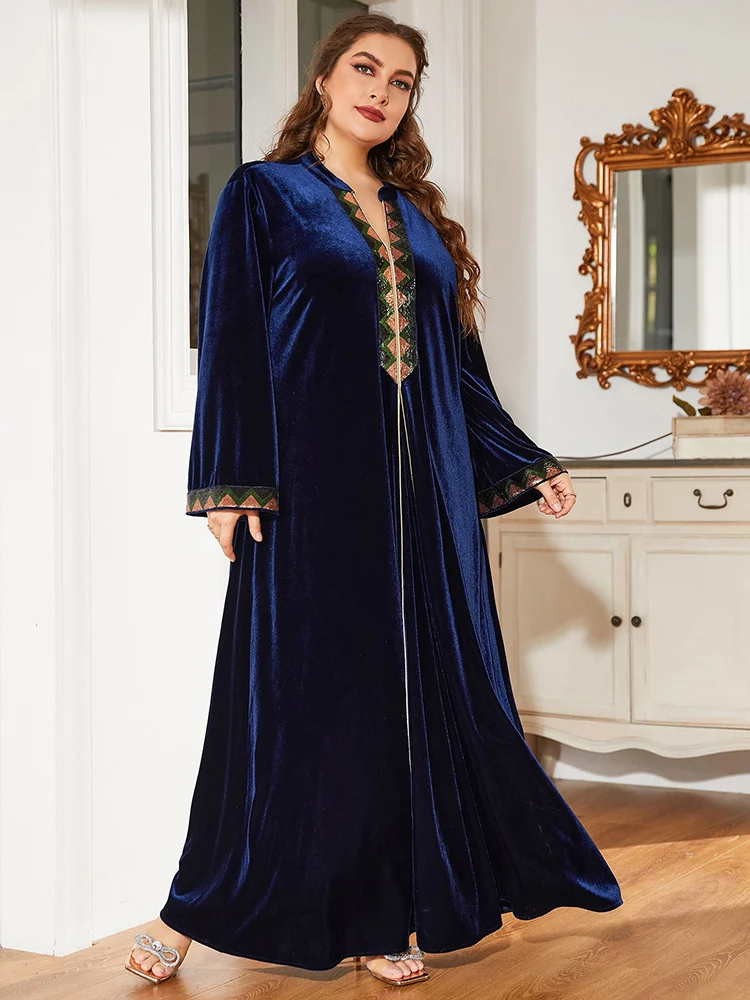 Рисунок 5 - Женское платье-макси с длинным рукавом