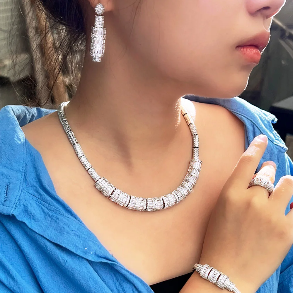 Ожерелье-чокер с фианитом женское кольцо и браслет