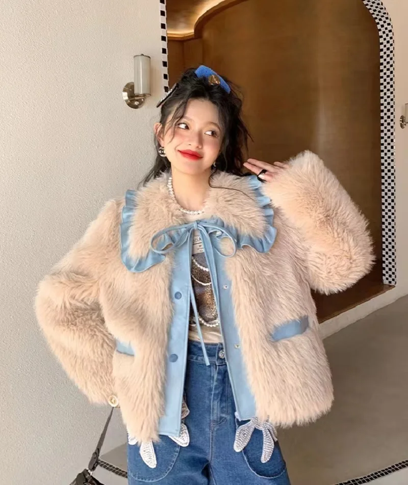 

Sweet Lamb Wool Coat Winter Warm Wool Women's Short Coat PU Spliced Lamb Wool Thickened Top Wholesale