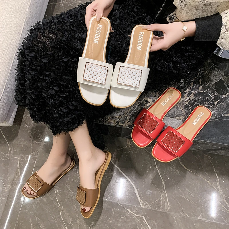 Женские тапочки большого размера на плоской подошве противоскользящая