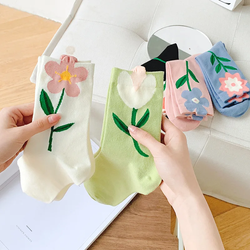 

Korean Style Fashion Kawaii Tulip Socks Woman Spring Summer Cotton Socks Girl's Short Socks Woman Cute Funny Socks Cinnamoroll