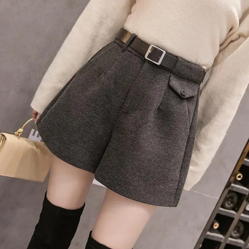 Woolen Shorts Women Autumn Clothing 2022 New Younger Fashion Casual Loose Slim All-Matching A- Line Bootcut High Waisted Shorts