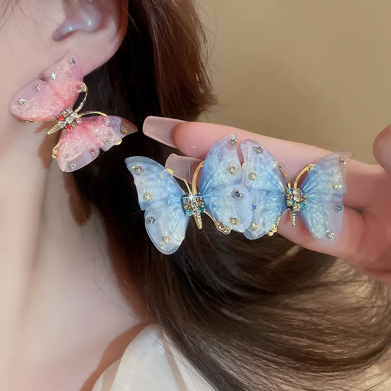 

Trendy Sweet Butterfly Crystal Stud Earrings for Women Blue Pink Yarn Earrings Party Weddings Jewelry