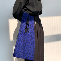 designer knitting shoulder bag fashion leopard crochet wrist bag women handbags light animal pattern crossbody bags for women