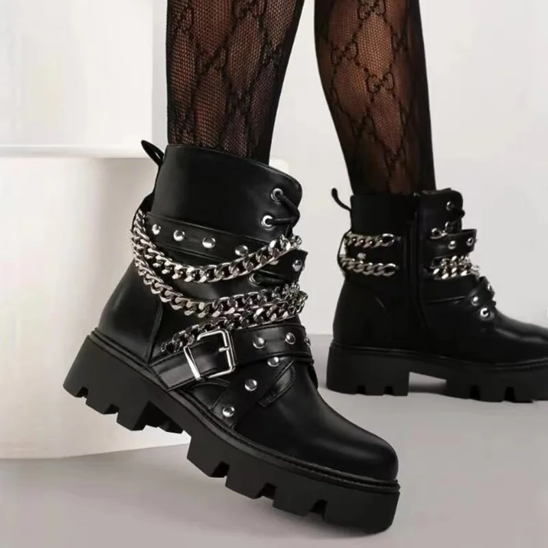 

Женские ботинки, зимние мотоциклетные ботинки на массивном каблуке, черные ботинки на платформе в стиле панк с цепочкой, женские ботинки вы...