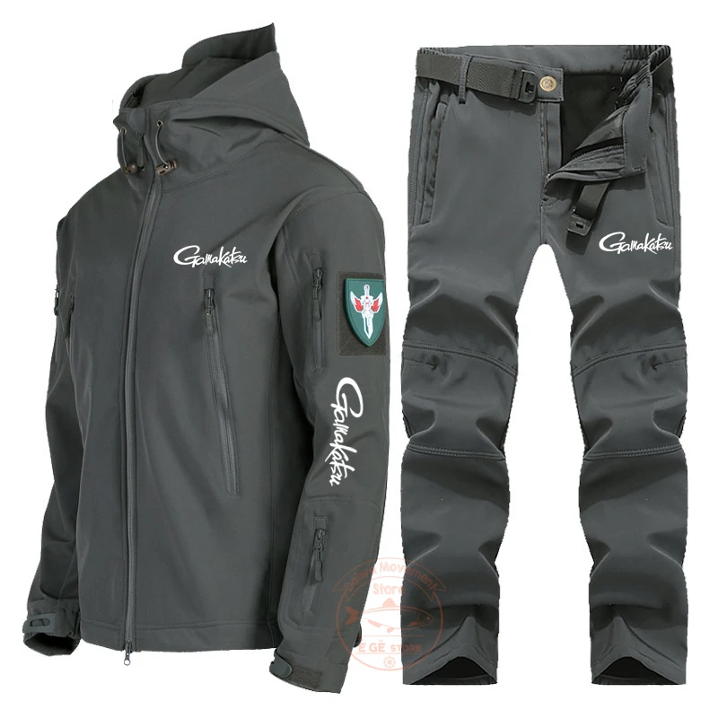 

Gamakatsu Fishing Jackets Outdoor Charge Autumn and Winter Fleece Padded Soft Shell Clothing Fishing Ski Mountaineering Clothing