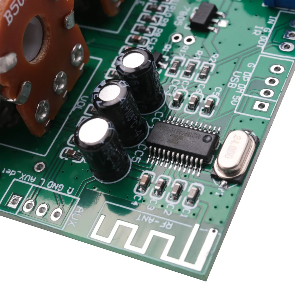 

Bluetooth Amplifier Power Audio Board 20Wx2 Stereo Amp Sound Amplifiers AUX U Disk Decoder Treble Bass Adjustment