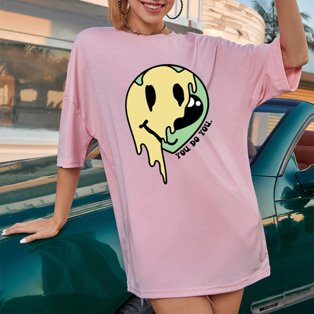 

Футболка женская оверсайз с изображением смайлика инопланетянина, хлопковая Модная рубашка, уличная одежда, на лето