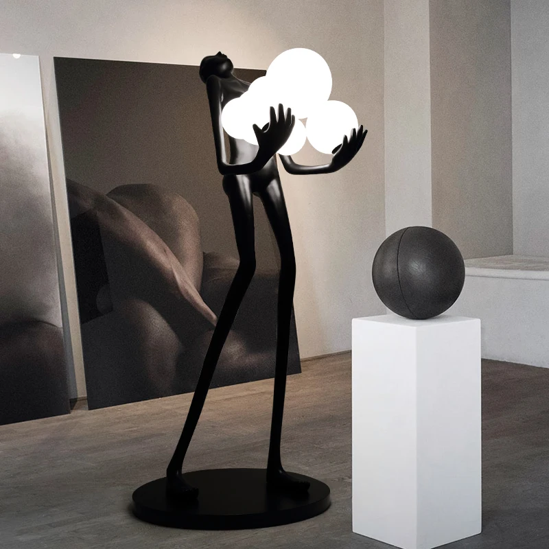 YY человеческая художественная скульптура с шариком Напольная