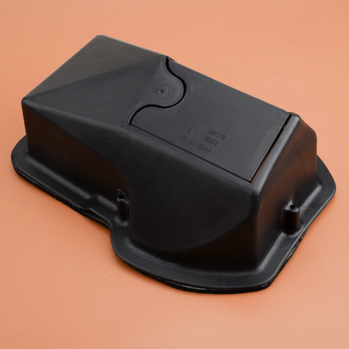 

Car Gas Tank Fuel Filler Neck Housing Black ABS Fit for Dodge Ram 1500 2500 3500 1994-1999 2000 2001 2002 52102142AB 52121189AA
