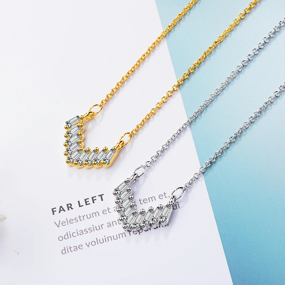 Кулон с V-образным цирконием серебро 925 пробы 2023