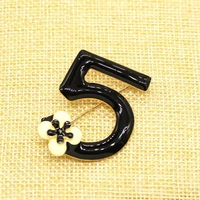 2022 luxury fashion korean number 5 flower brooches for women black brooch pin girls gift clothing accessories
