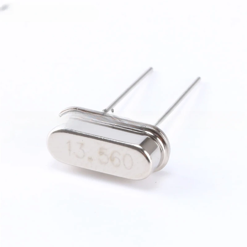 

10pcs 13.56MHz Resonator Crystal Oscillator Passive Quartz HC-49S Through Holes 13.56 MHz 13.56M Hz New DIY Kit Parts