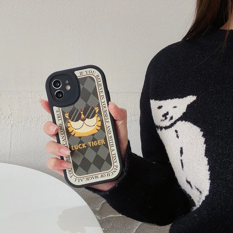 

Sunglass Tiger Skin Phone Case Lens Round Camera Protect Couple Gift Phone Case For iphone 13 12 11 Pro X XR XS Max Phone Case