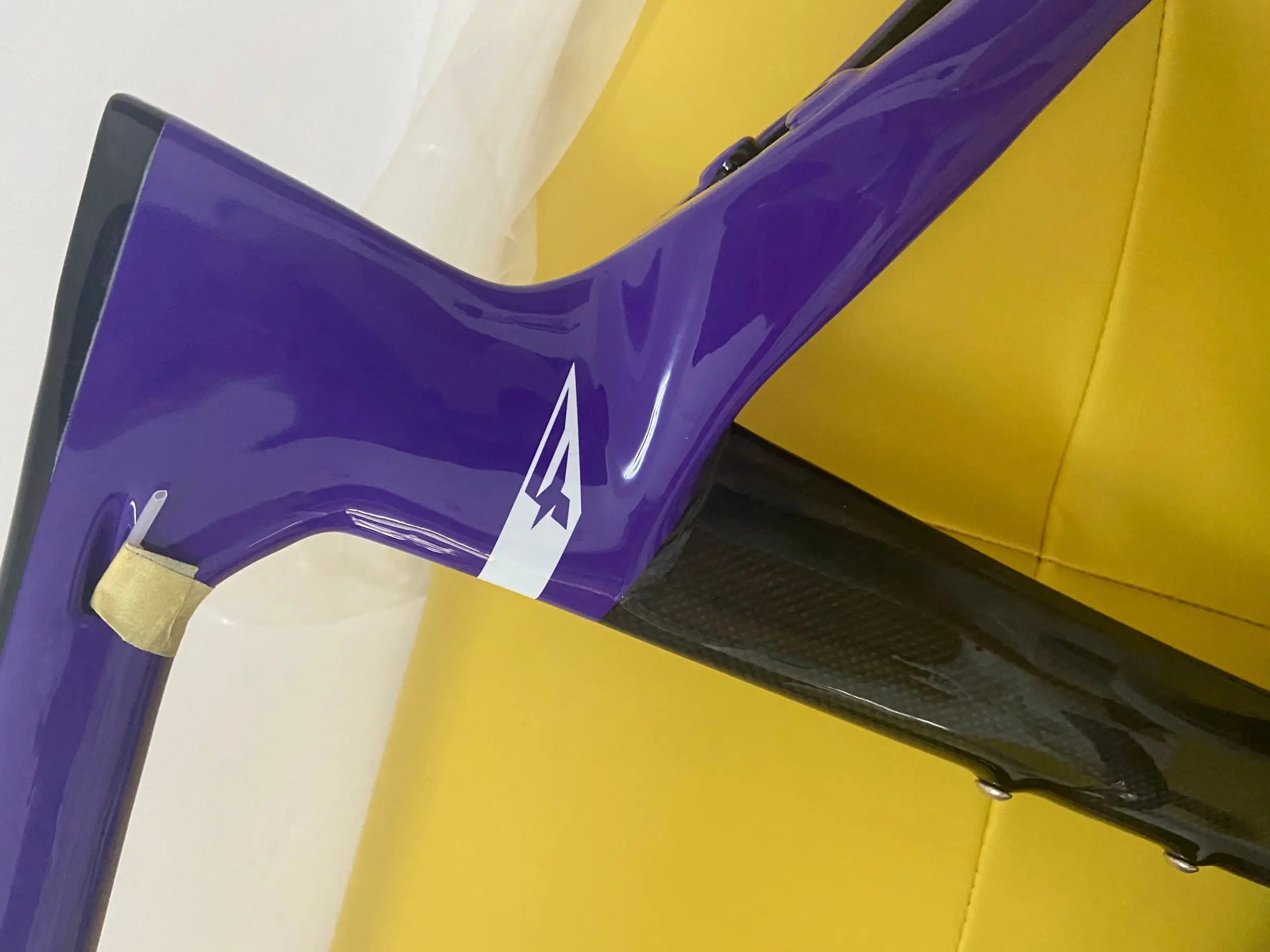 

Лидер продаж, T1100 1k Глянцевая велосипедная карбоновая рама, обода и дисковые тормоза, дорожная карбоновая велосипедная рама bsa, синяя, черная...