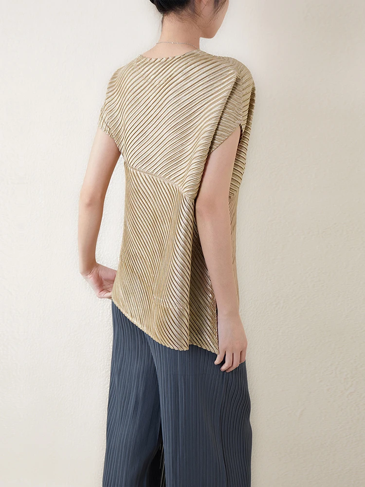 Женская плиссированная футболка GVUW модный свободный нишевый дизайн с круглым