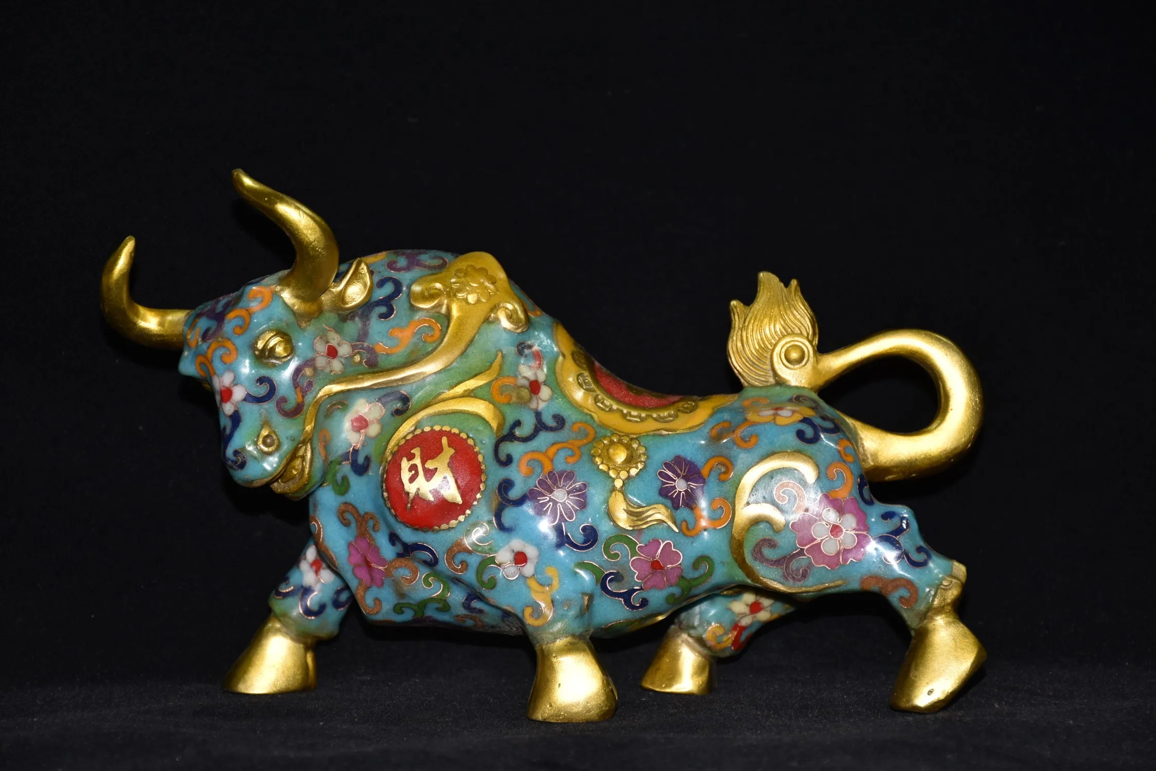 

11"Tibetan Temple Collection Old Bronze Cloisonne Enamel Zodiac Bull Bullish Bull stock Amass wealth Ornaments Town House