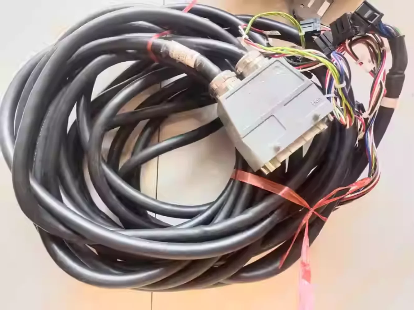 4005-T215L7R203 Robot LR Mate 200iD линия кодирования/линия питания