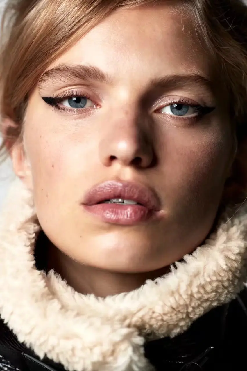 MOLAN Winter Warm Woman Faux Fur Overcoat Loose Long Sleeve Leather Loose Thick Stylish Winter Coat Female Zipper Chic Jacket