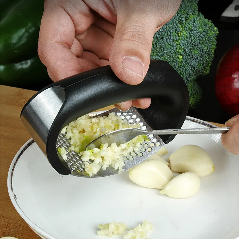

Manual Circular Stainless Steel Fruit Vegetable Tools Garlic Press Manual Garlic Mincer Chopping GarlicTools Kitchen Gadgets