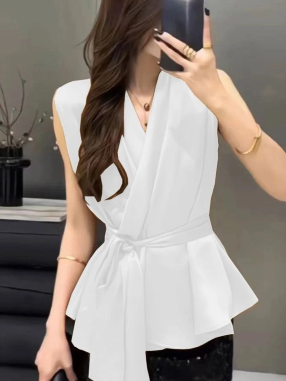 Korean Sle High Sense V-neck Lace-up Shirts Women Sleeveless Summer New Slim fit Slimming Temperament Top Outer Wear Shirt