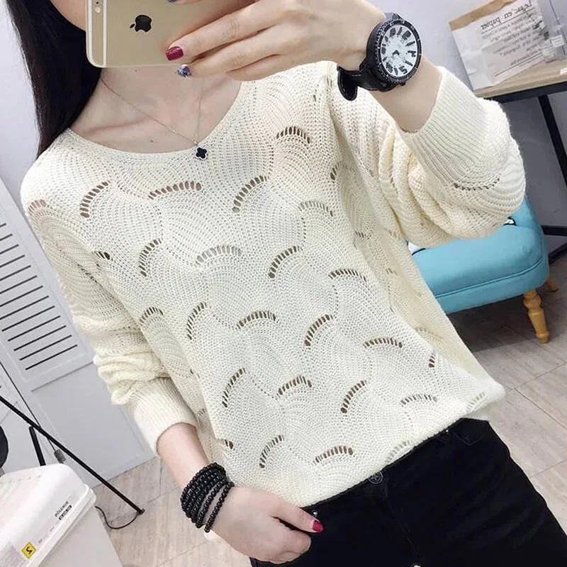 Spring and Summer 2023 New Hollow Sweater Women's Pullover Loose Korean Style Bottoming Shirt Top V-neck Sweater Thin