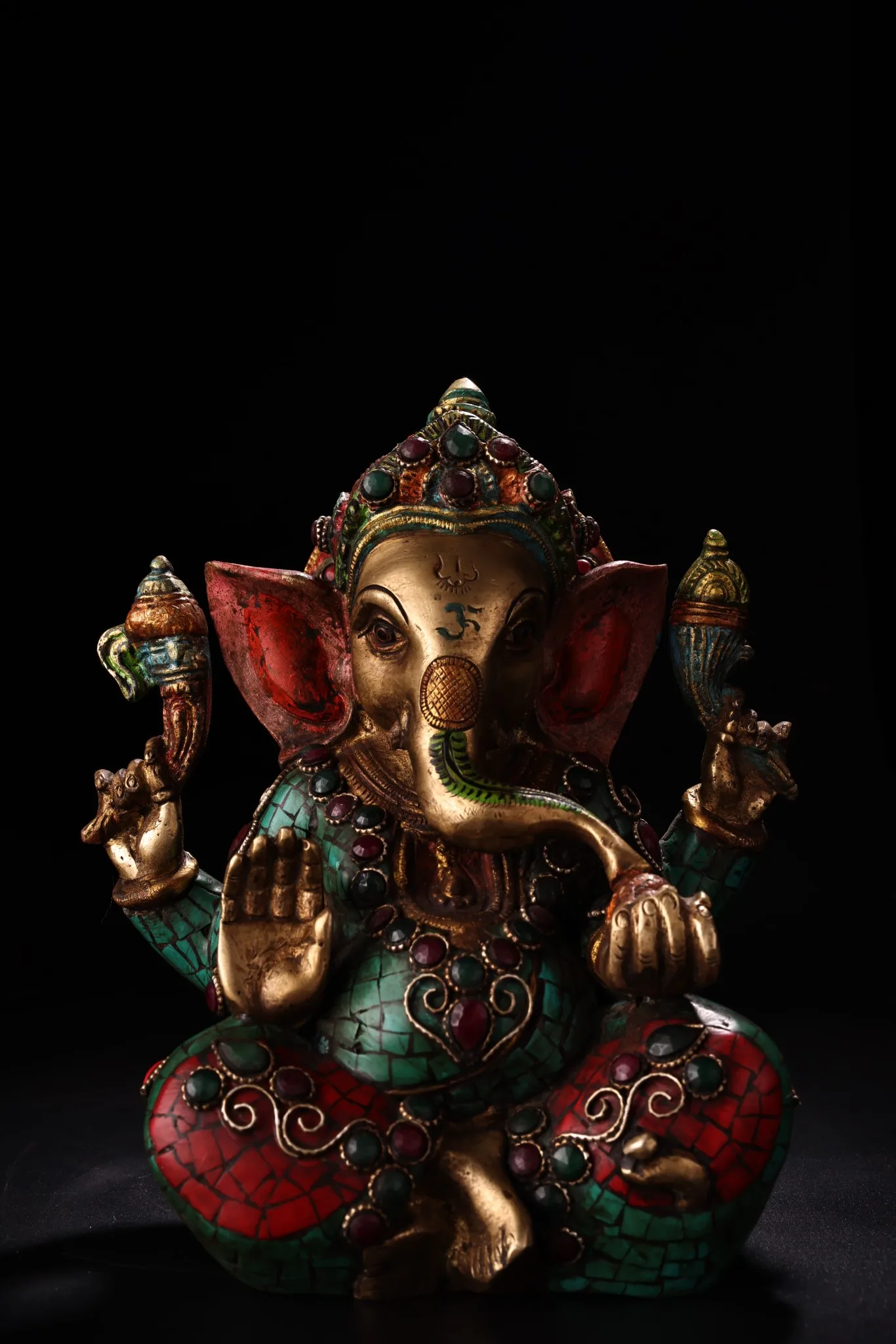 

Коллекция тибетских храмов 5 дюймов, бронзовый контур в золотой мозаике, драгоценный камень, слон в багажнике, Бог богатства, искусственный ...