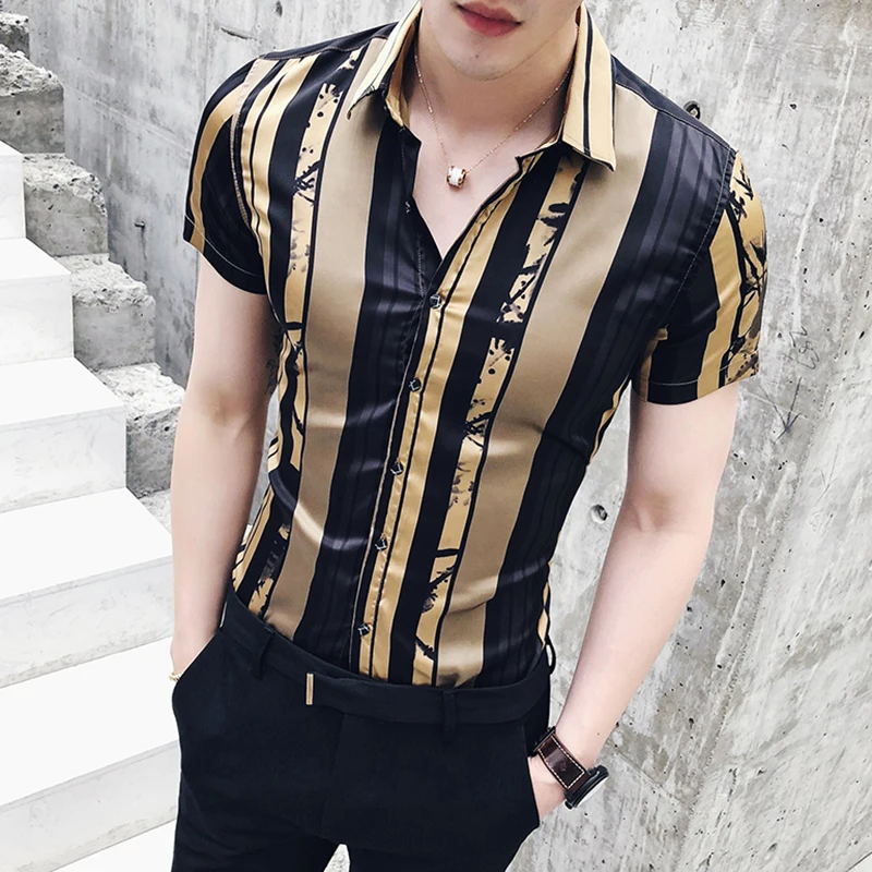 

2022 Summer Personality Striped Short-sleeved Patchwork Shirt Male Nightclub Hair Stylist Youth Wild Business Shirt
