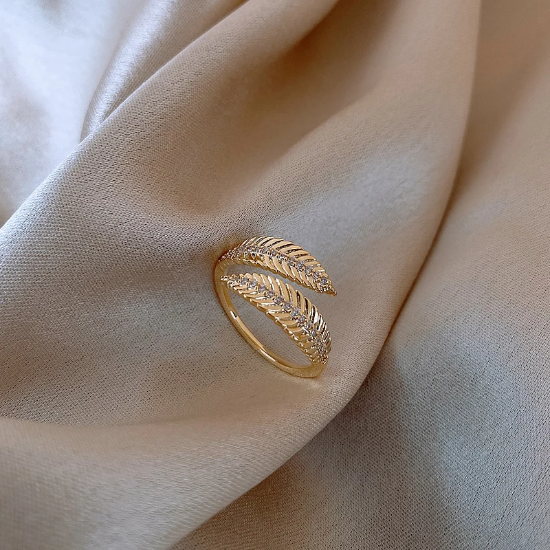 

2022 New High-Grade Micro Setting Zircon Gold Leaf Shape Adjustable Open Ring Korean Fashion Jewelry For Woman Party Accessories