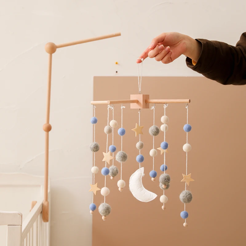 

2Pc Newborn Wooden Bed Bell Bracket Set Mobile Hanging Rattles Toys Hanger Baby Crib Mobile Bed Bell Toy Holder Arm Bear Bracket