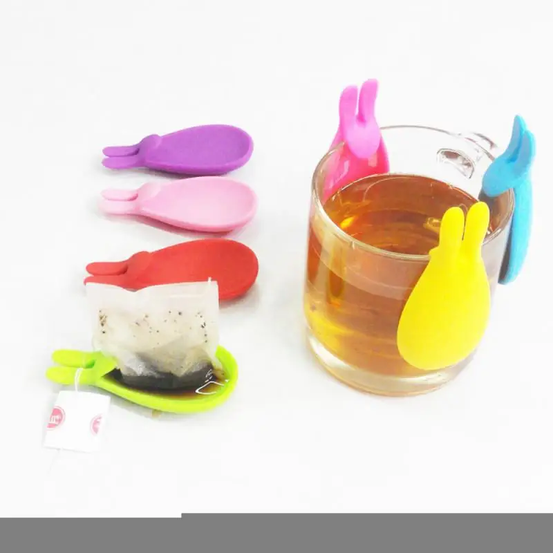 

1/3pcs Cup Decoration Tool Cute Rabbit Shape Silicone Mug Hanging Tool Tea Bag Holder Cup Tea Clips Spoon Rest Randome Color