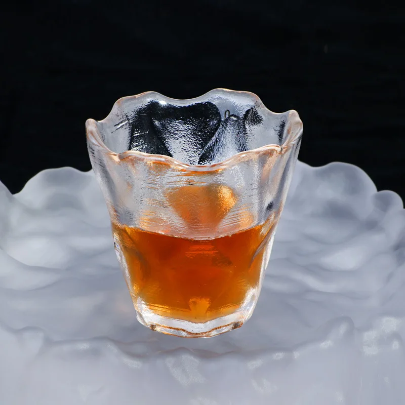

Japanese Style Tea Cups, Kung Fu Tea Sets, Household Heat-resistant Transparent Golden Hammer Patterned Glass Cups