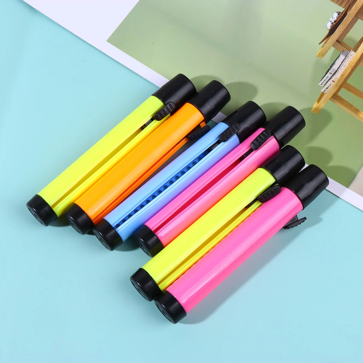 

6pcs Colorful Colored Chalk Holder Adjustable Eco-friendly Plastic Colored Chalk Storage Holder for Teaching (Random Color)