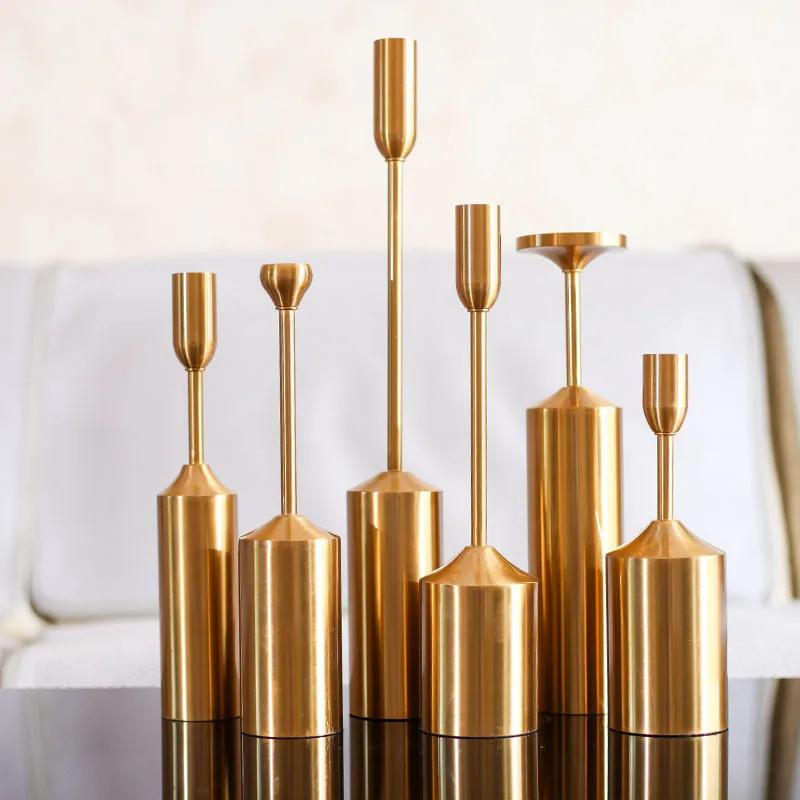 

【Factory direct supply】Six-piece set of candlestick ornaments, European vintage iron crafts, wine cabinet, TV cabinet decoration