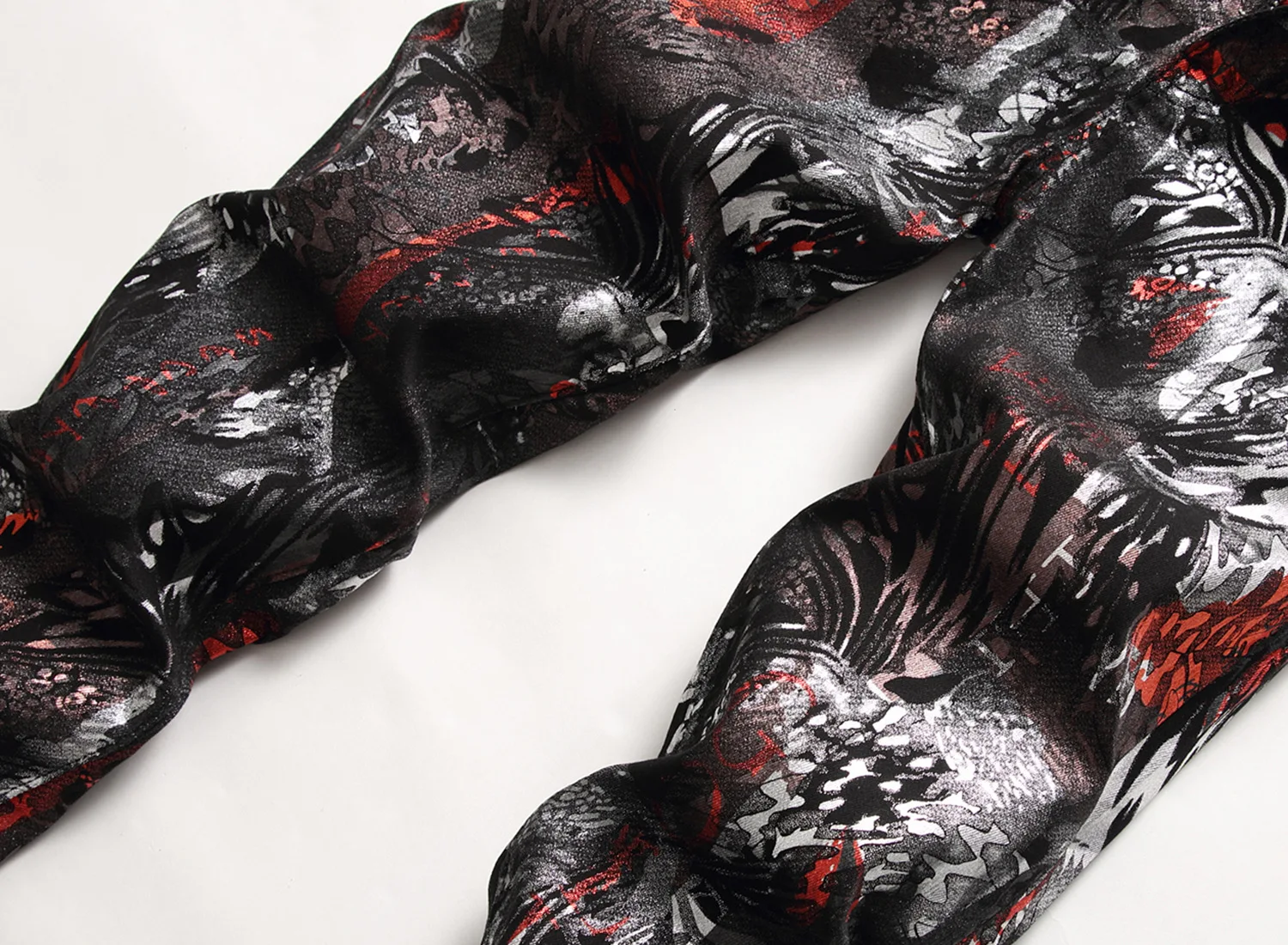 Streetwear Men Fashion PU Jeans Personality Leopard Print Painted Graffiti Slim Long Pants Trend Male Full Length Trousers