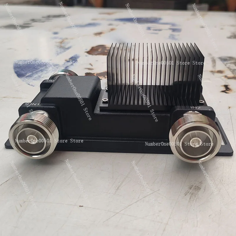 Частотный мост 2 в 1 698-2700 МГц 500 Вт DIN