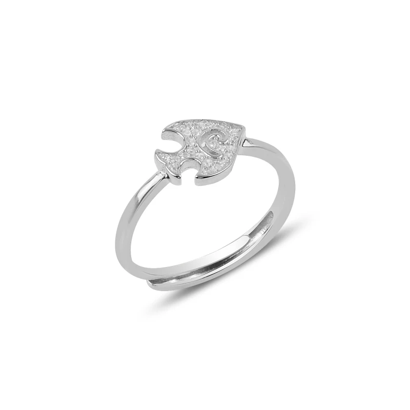 

Серебряное 925 пробы кольцо с цирконием