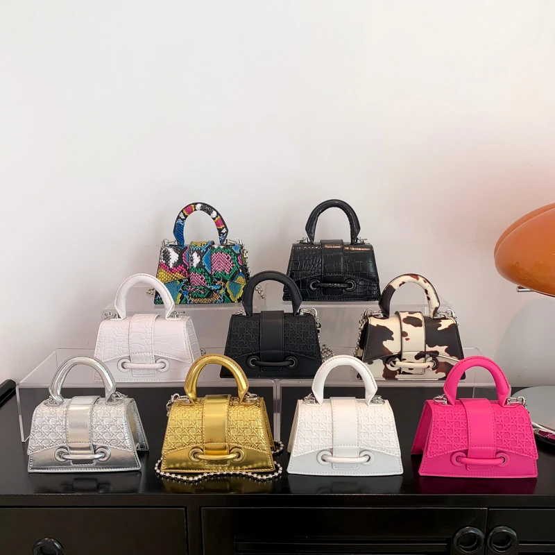 Embossed Mini Women's Bag 2023 New Serpentine Vintage Handbag Leather Chain Cute Purses Unique Small Square Shoulder Bag Ladies