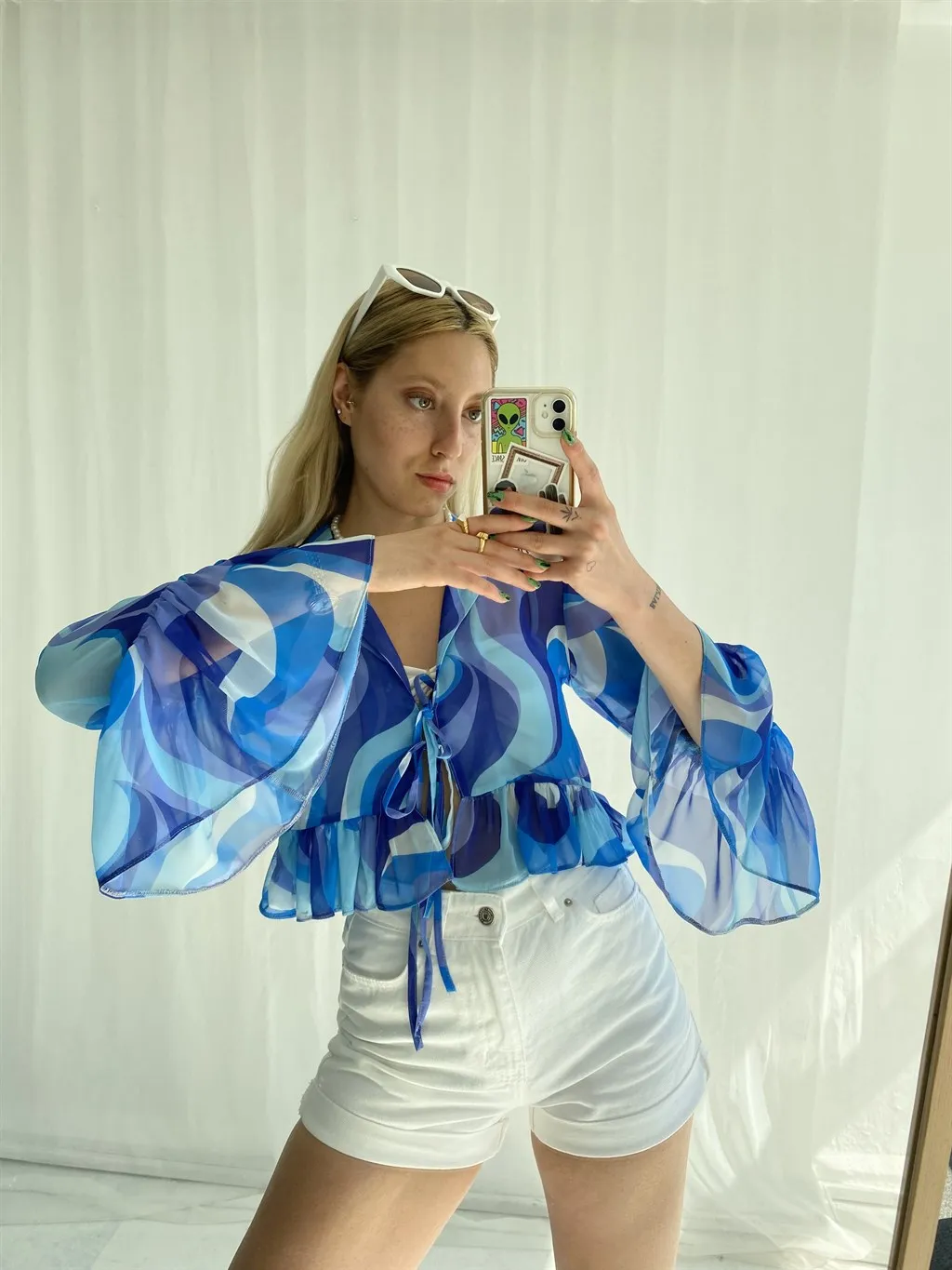 

Retrobird Yazlık женская блуза для повседневного использования шифоновая ткань многоцветные Воланы на шнуровке для женщин