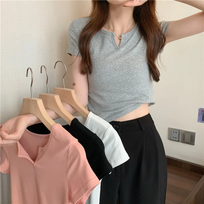 

Short women's summer design feeling Slim fit with exposed navel Spicy girls' T-shirt Short sleeve student top 2023 new clothes