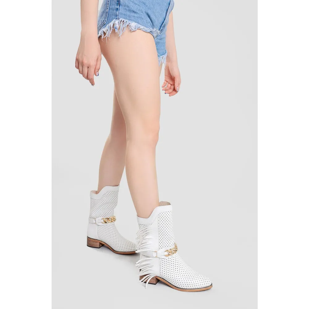 

Dorlie Stacy White Chain Detailed Kenarlari Puskullu Yazlik Boat