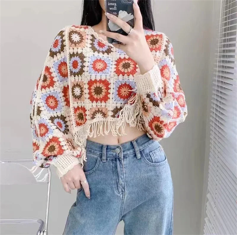 Женский трикотажный свитер с круглым вырезом длинным рукавом летучая мышь