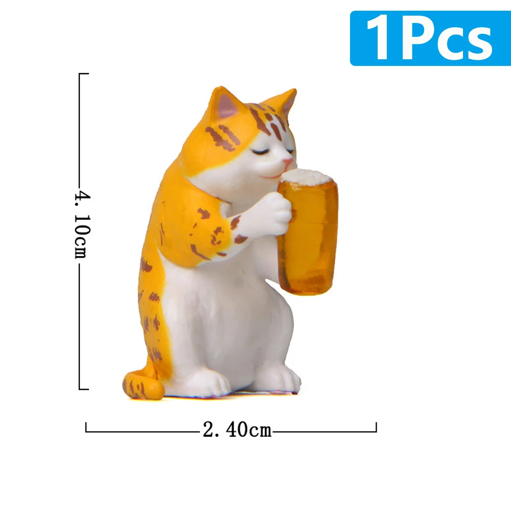 

Мини-фигурки кота и собаки из ПВХ