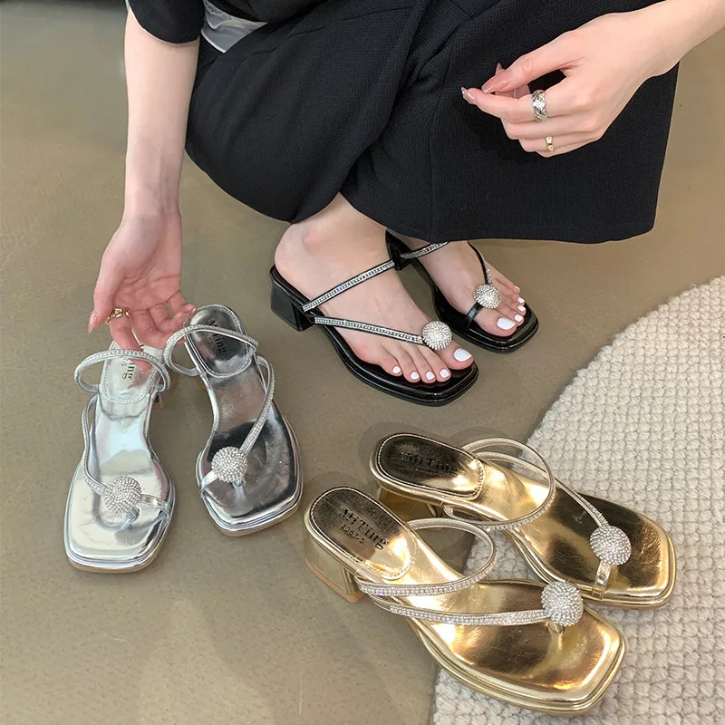 

Шлепанцы женские на квадратном каблуке, резиновые сандалии, блестящие, низкий каблук, Повседневная летняя обувь, высокие тапочки Hawai