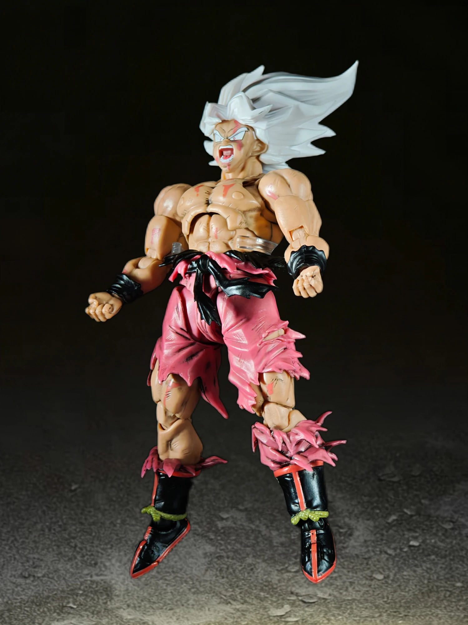 Фото Фигурка Son Goku 3.0 WY Toys Avenging Wrath Weekly Color SHF: Легендарный Супер Сайян из Dragon Ball Z, новые модели №2