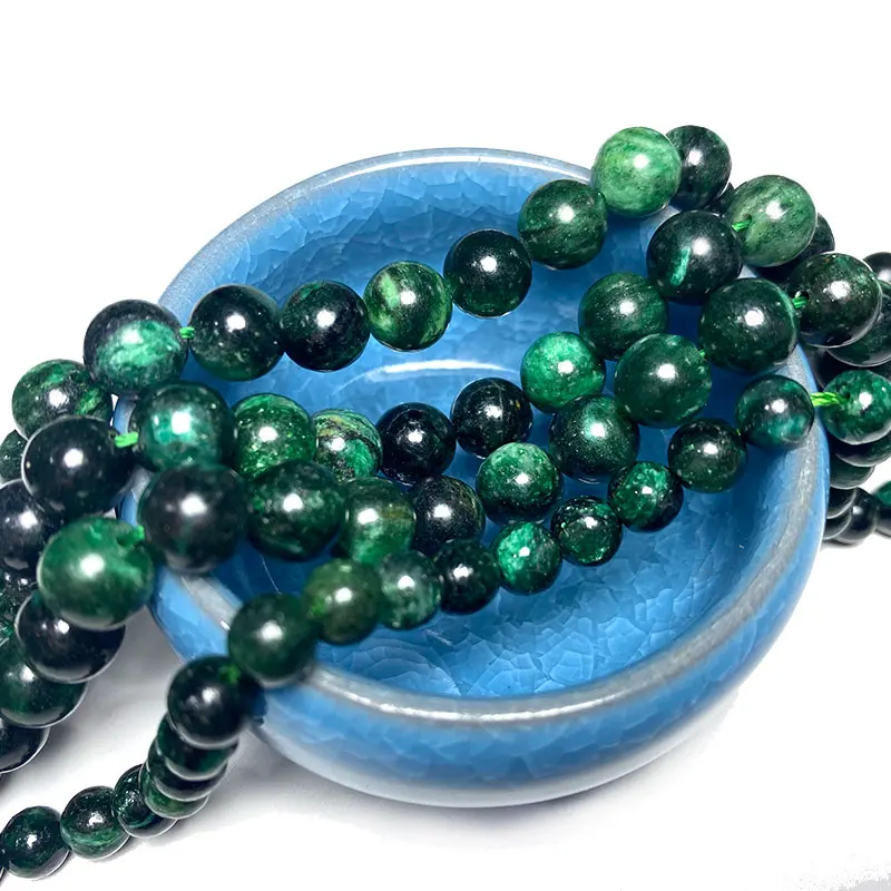 Бусины из натурального зеленого камня для изготовления ювелирных изделий