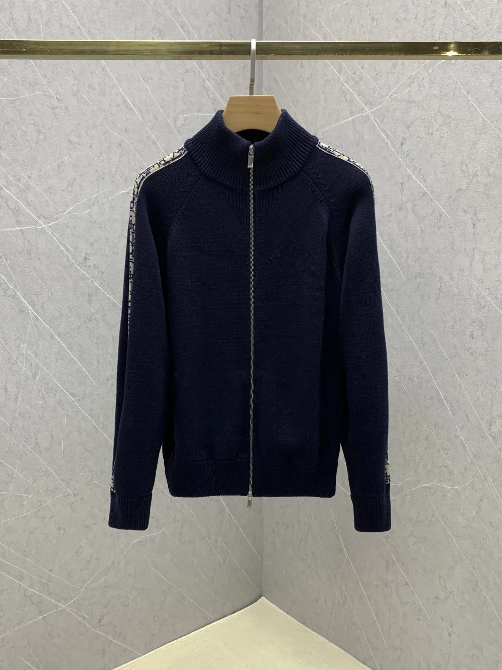 

2021 d * * r sublime jacquard knit stand collar knit sweater coat men's and women's business dress (high quality)
